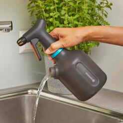 Gardena Pump Sprayer 1 Ltr 20 Gardena Pump Sprayer 1 Ltr -Verdura Garden Store GSPUMS13