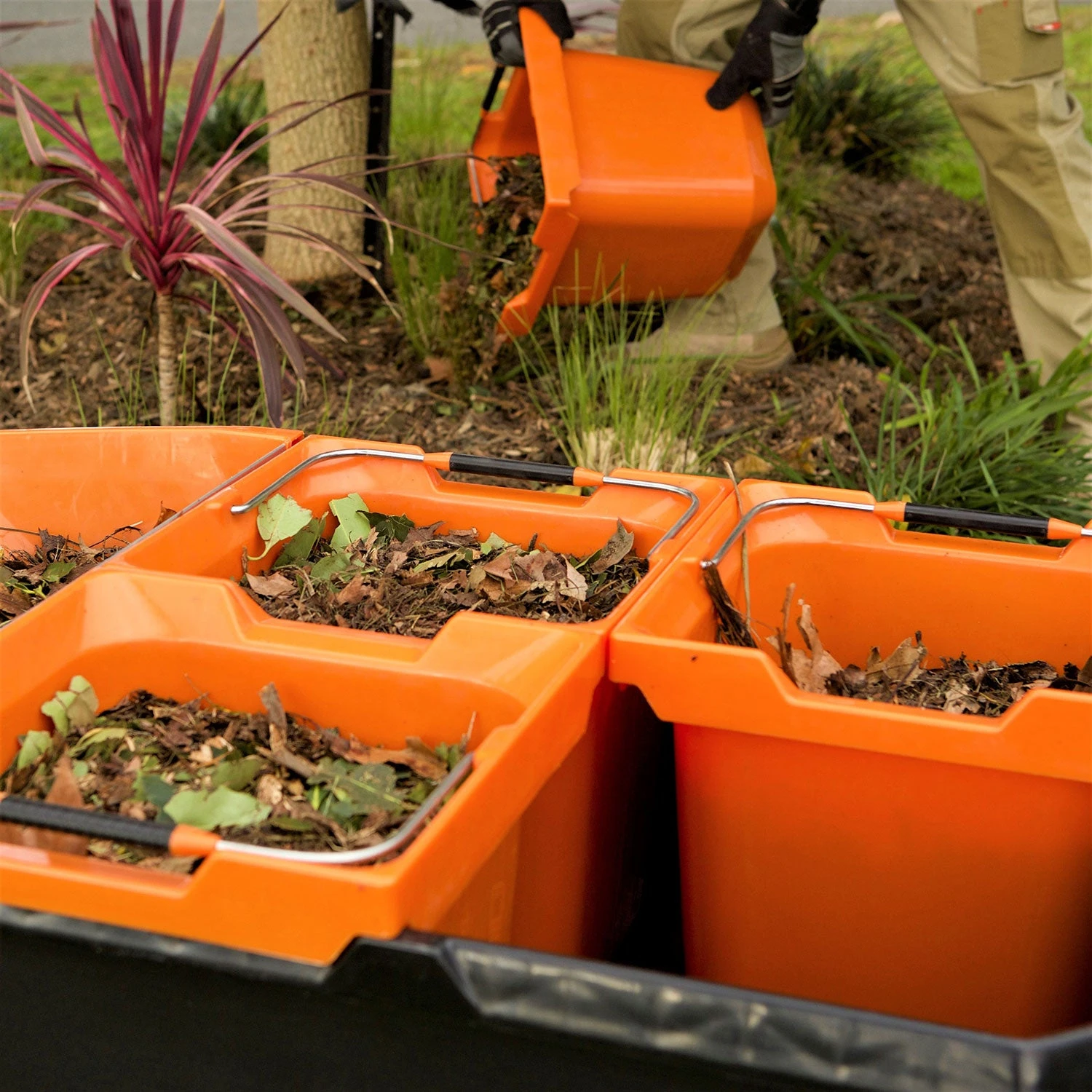 BucketBarrow Pro130D Dual Wheel Wheelbarrow Kit 9 BucketBarrow Pro130D Dual Wheel Wheelbarrow Kit - Image 9