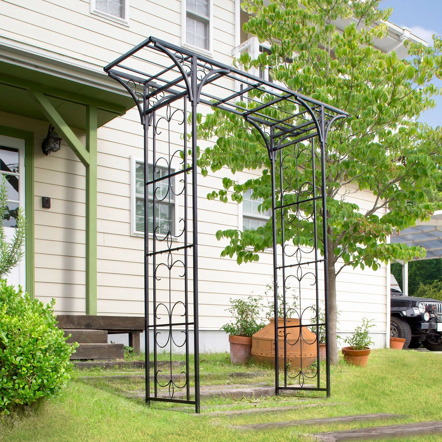 Osaka Garden Arch 1 Osaka Garden Arch