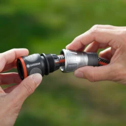 Gardena Premium Metal Hose Connector -Verdura Garden Store gsphoco4