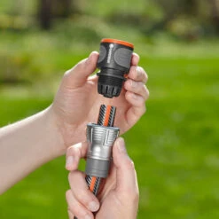 Gardena Premium Metal Hose Connector -Verdura Garden Store image 135285