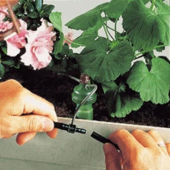 Tropf Blumat Mains Kit - Fitting To End Of 13mm Hosepipe -Verdura Garden Store image 139444