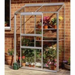 Halls Traditional Wall Garden