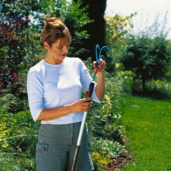 Gardena 130cm Combi System Wooden Handle -Verdura Garden Store image 83480