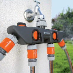 Gardena Threaded Four Tap Connector 8 Gardena Threaded Four Tap Connector -Verdura Garden Store image 89132